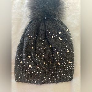 Windsor bling beanie hat